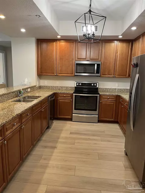 Kitchen - 645 Lost Key Dr #604, Pensacola, FL 32507 photo 1 of 1