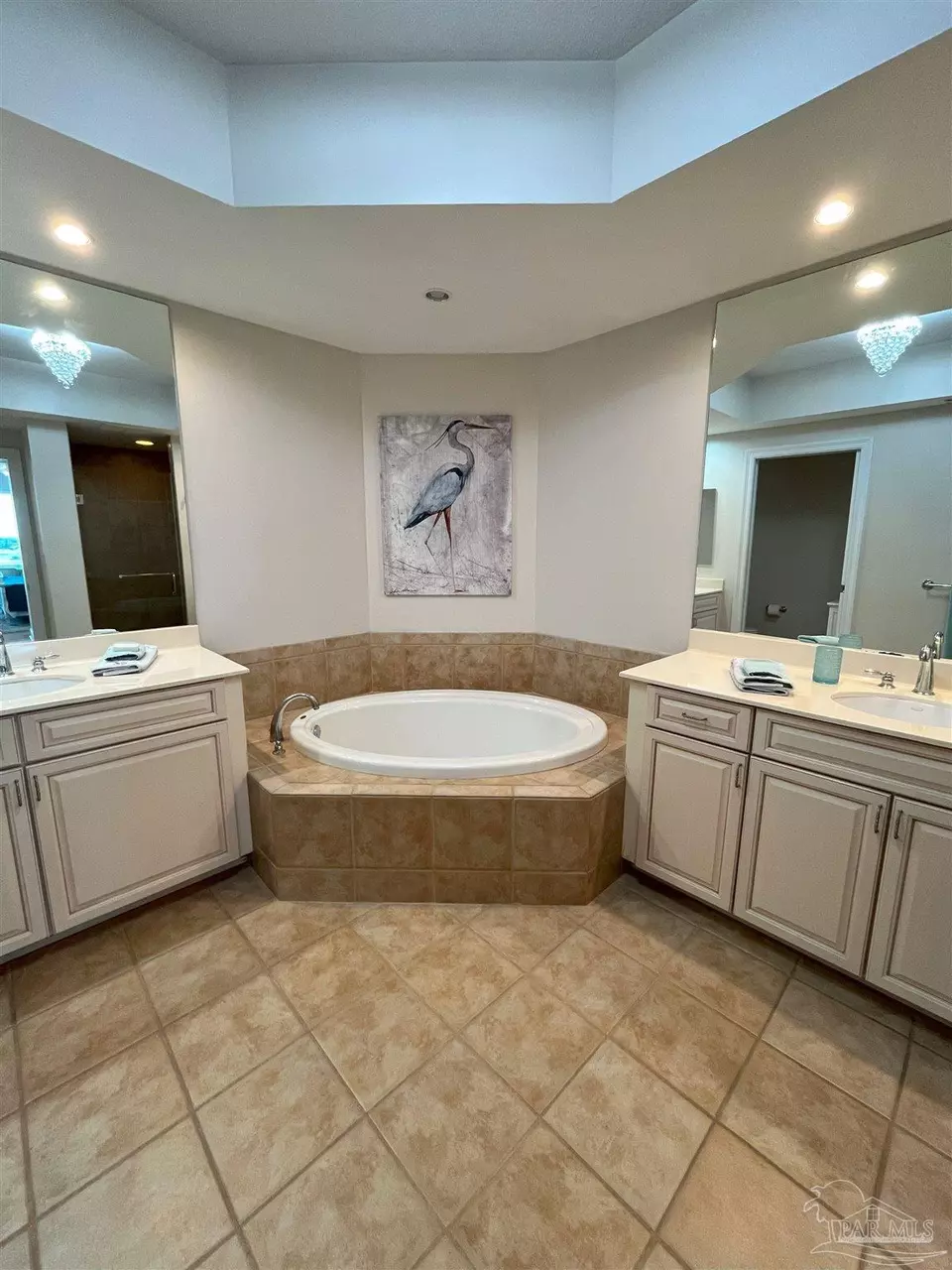 Bath - 645 Lost Key Dr #604, Pensacola, FL 32507 photo 3 of 7