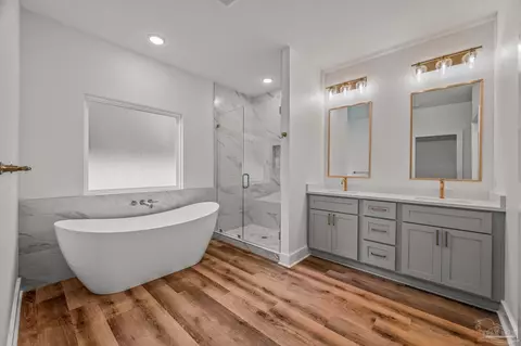 Bath - 4172 N Cambridge Way, Pace, FL 32571 photo 4 of 7