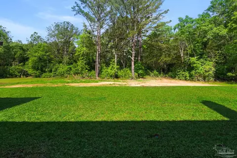 Exterior - 5221 Hamilton Ln, Pace, FL 32571 photo 13 of 16