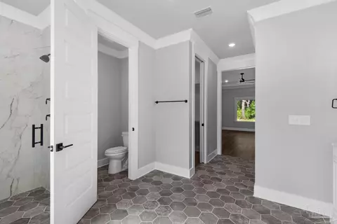 Entry Way - 5221 Hamilton Ln, Pace, FL 32571 photo 5 of 7