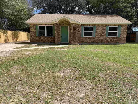 7866 Lenora Ct, Pensacola, FL 32526