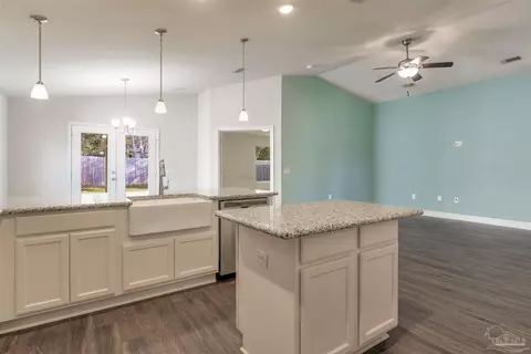 Kitchen - 5197 Peach Dr, Pace, FL 32571 photo 5 of 5