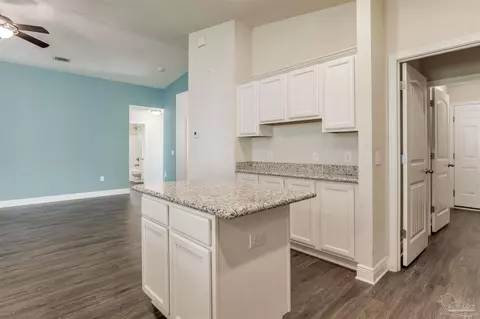 Kitchen - 5197 Peach Dr, Pace, FL 32571 photo 4 of 5