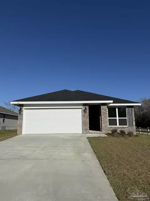 939 Pine Top Ln #9B, Cantonment, FL 32533