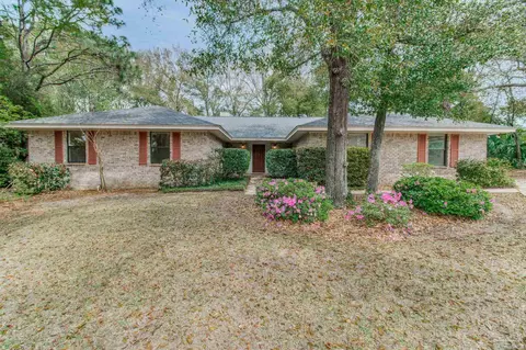 2460 Belle Christiane Cir, Pensacola, FL 32503