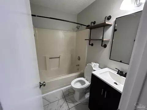 Bath - 4125 Busby Ln, Pace, FL 32571 photo 1 of 1