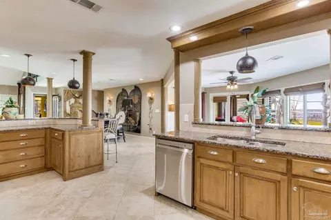 4552 Bayside Dr, Milton, FL 32583 photo 18