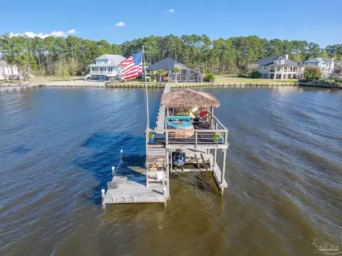 4552 Bayside Dr, Milton, FL 32583 photo 6