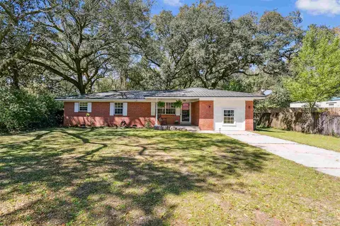 5989 Pursley Ave, Pensacola, FL 32526
