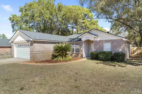 1912 Bayou Dr, Navarre, FL 32566