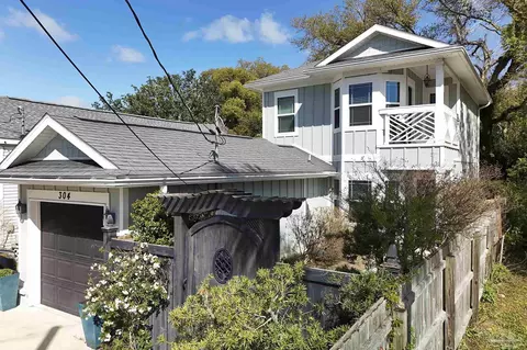 304 W Chase St, Pensacola, FL 32502