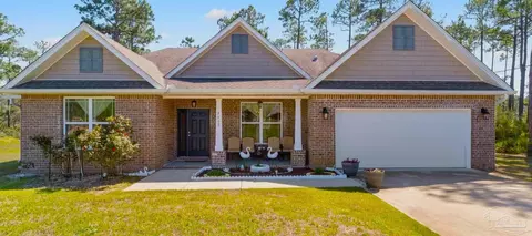 6657 Leisure St, Navarre, FL 32566