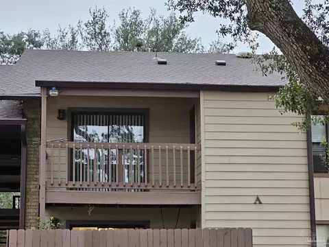 2303 W Michigan Ave #A-8, Pensacola, FL 32526