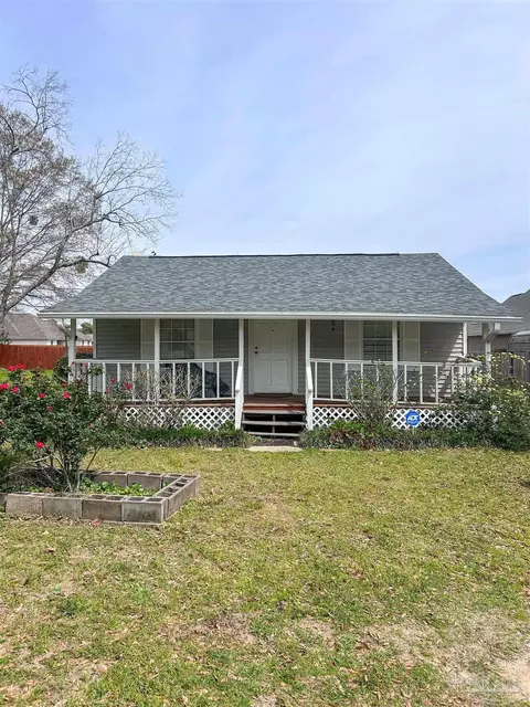 4732 W Spencer Field Rd, Pace, FL 32571