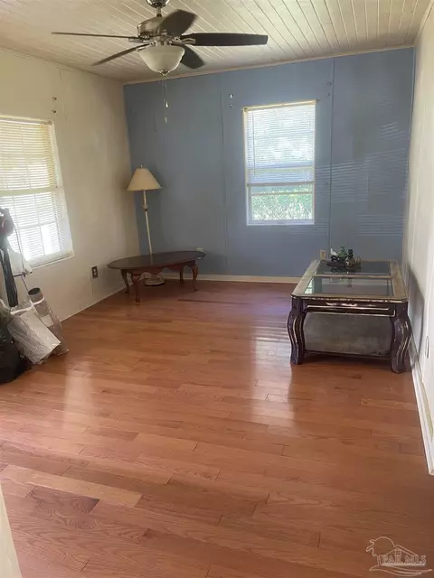 4732 W Spencer Field Rd, Pace, FL 32571 photo 5