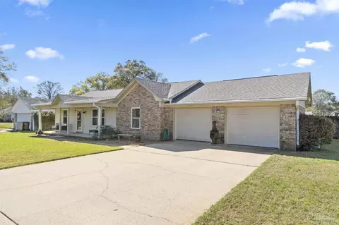 4417 Summerfield Ct, Pace, FL 32571