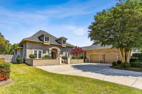 2679 Edmund Dr, Gulf Breeze, FL 32563