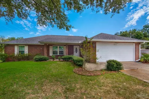 2902 Swan Ln, Pensacola, FL 32504