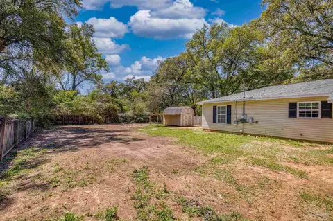 Exterior - 3985 Whitehall Dr, Pace, FL 32571 photo 5 of 9