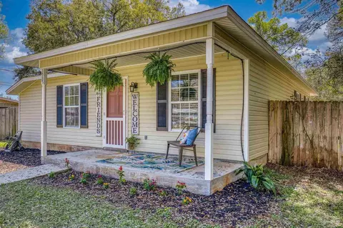 Exterior - 3985 Whitehall Dr, Pace, FL 32571 photo 2 of 9
