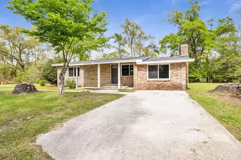6842 Veazey Ln, Molino, FL 32577