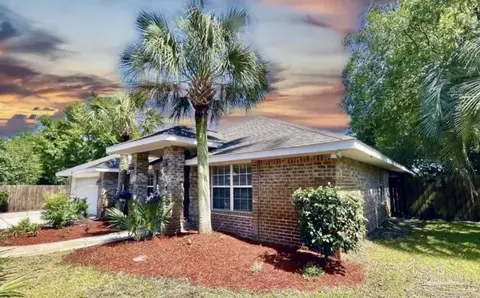 5021 Mandavilla Blvd, Gulf Breeze, FL 32563