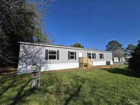 8588 Alvarado Calzada, Pensacola, FL 32507