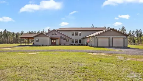 3351 Velor Rd, Mcdavid, FL 32568