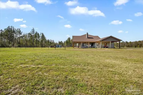 Exterior - 3351 Velor Rd, Mcdavid, FL 32568 photo 8 of 14