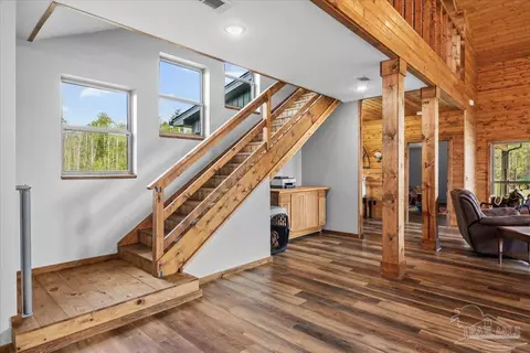 Entry Way - 3351 Velor Rd, Mcdavid, FL 32568 photo 5 of 10