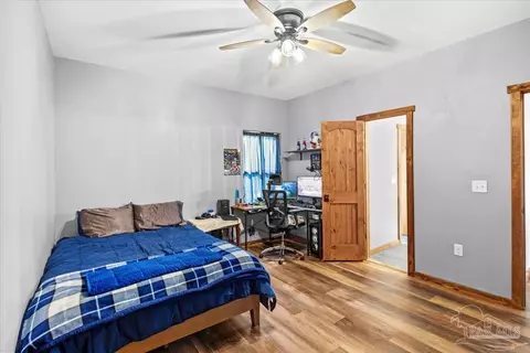 Bedroom - 3351 Velor Rd, Mcdavid, FL 32568 photo 4 of 4