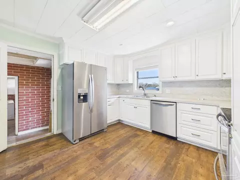 Kitchen - 13300 Hwy 89, Jay, FL 32565 photo 1 of 3