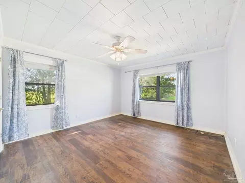 Bedroom - 13300 Hwy 89, Jay, FL 32565 photo 1 of 4