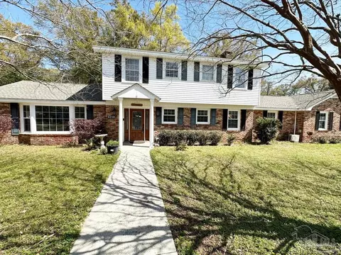 6210 Maybelle Dr, Pensacola, FL 32504