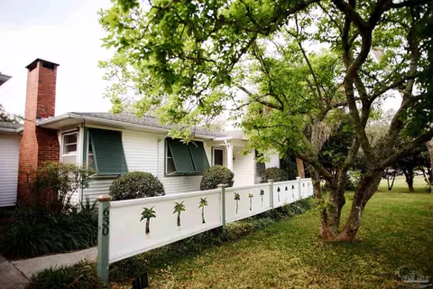 630 Lakewood Rd, Pensacola, FL 32507