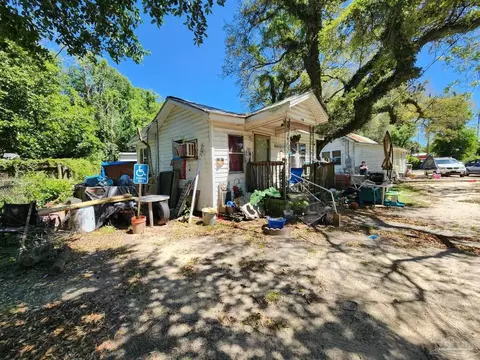 1104 N Green St, Pensacola, FL 32505