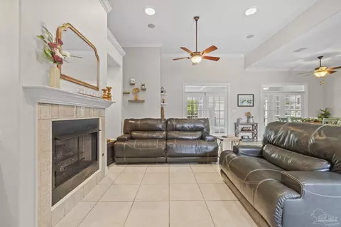 2925 Greystone Dr, Pace, FL 32571 photo 14