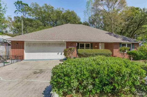 3050 Desert St, Pensacola, FL 32514