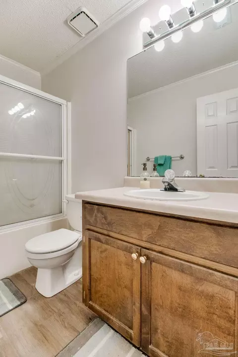 Bath - 4927 Pattock Pl, Pace, FL 32571 photo 4 of 5