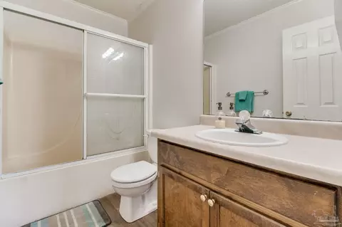 Bath - 4927 Pattock Pl, Pace, FL 32571 photo 5 of 5