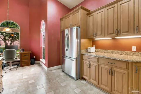 Kitchen - 4927 Pattock Pl, Pace, FL 32571 photo 2 of 6
