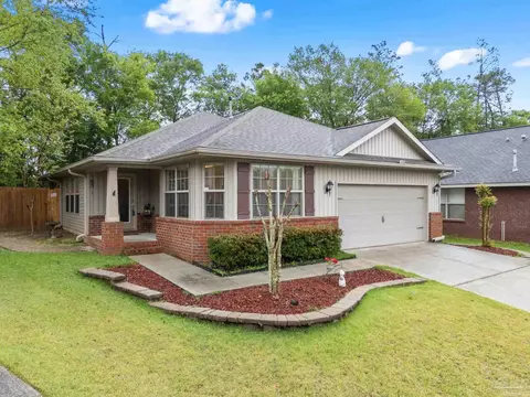 1438 Towhee Canyon Dr, Cantonment, FL 32533