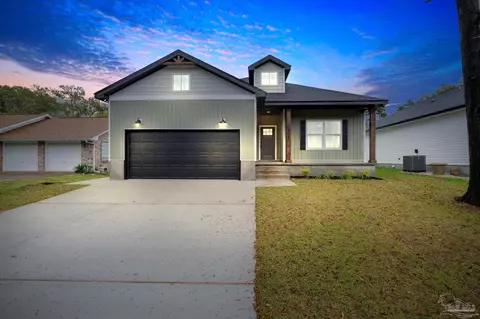5404 Murray Ln, Pensacola, FL 32526