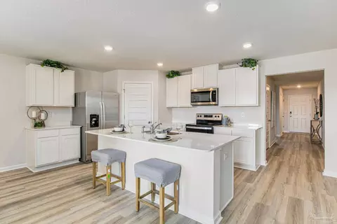 3083 Silver Maple Dr, Cantonment, FL 32533 photo 6