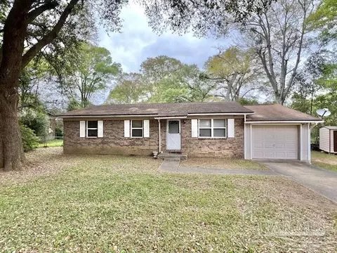 143 Santa Rosa Rd, Cantonment, FL 32533