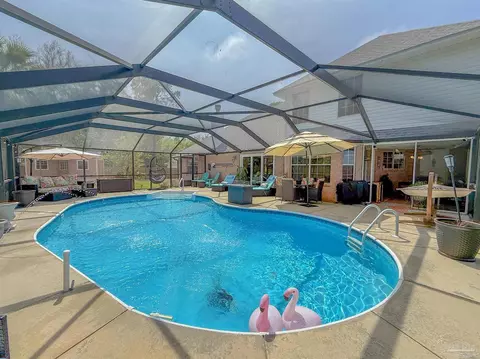 5586 N Shore Way, Pensacola, FL 32507