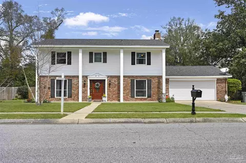 6854 Stonehenge Cir, Pensacola, FL 32506
