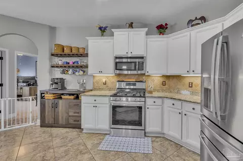 Kitchen - 2401 Phylis Rae Dr, Pace, FL 32571 photo 3 of 4