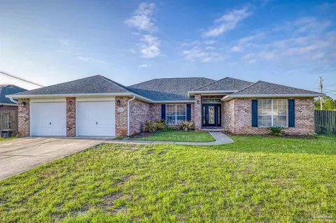 2205 Stratos Ct, Navarre, FL 32566